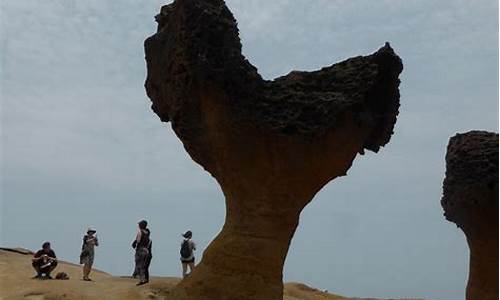 野柳地质公园花生石_野柳地质公园是怎么形成的