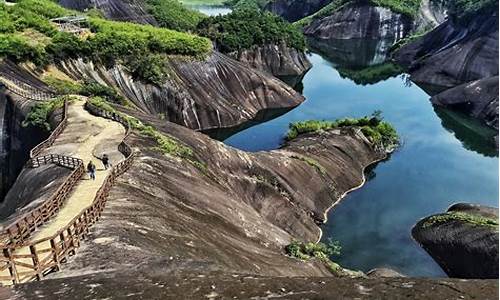 夏季旅游攻略必玩的景点推荐_夏季旅游好地方推荐