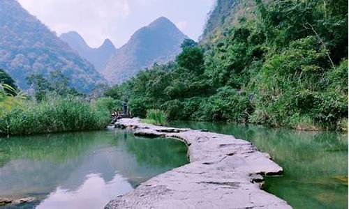 贵州荔波旅游攻略哪里实惠_贵州荔波旅游景点有哪些