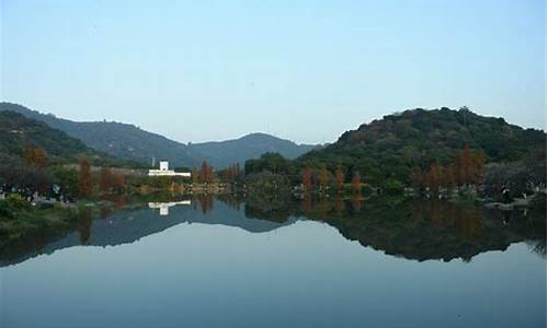 萝岗香雪公园好玩吗,萝岗香雪公园总站