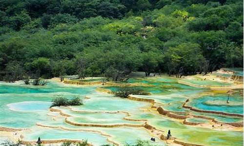 四川的旅游景点介绍图片_四川的旅游景点介绍