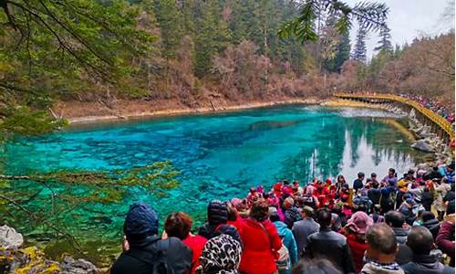 从成都到九寨沟旅游攻略,从成都到九寨沟旅游攻略一日游